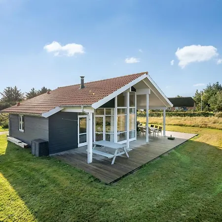 Casa vacanze Kanerva - From The Sea By Interhome *